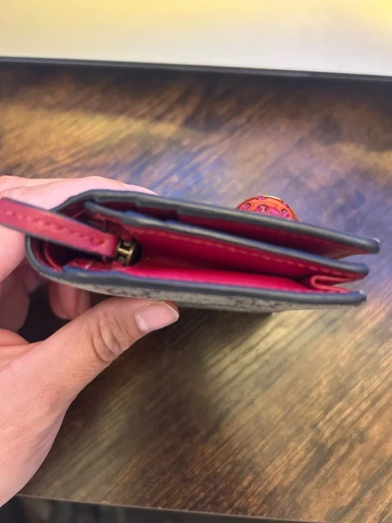 Gucci Beige GG Monogram Card Holder with Red Jeweled Cherry - Picture 4 of 5